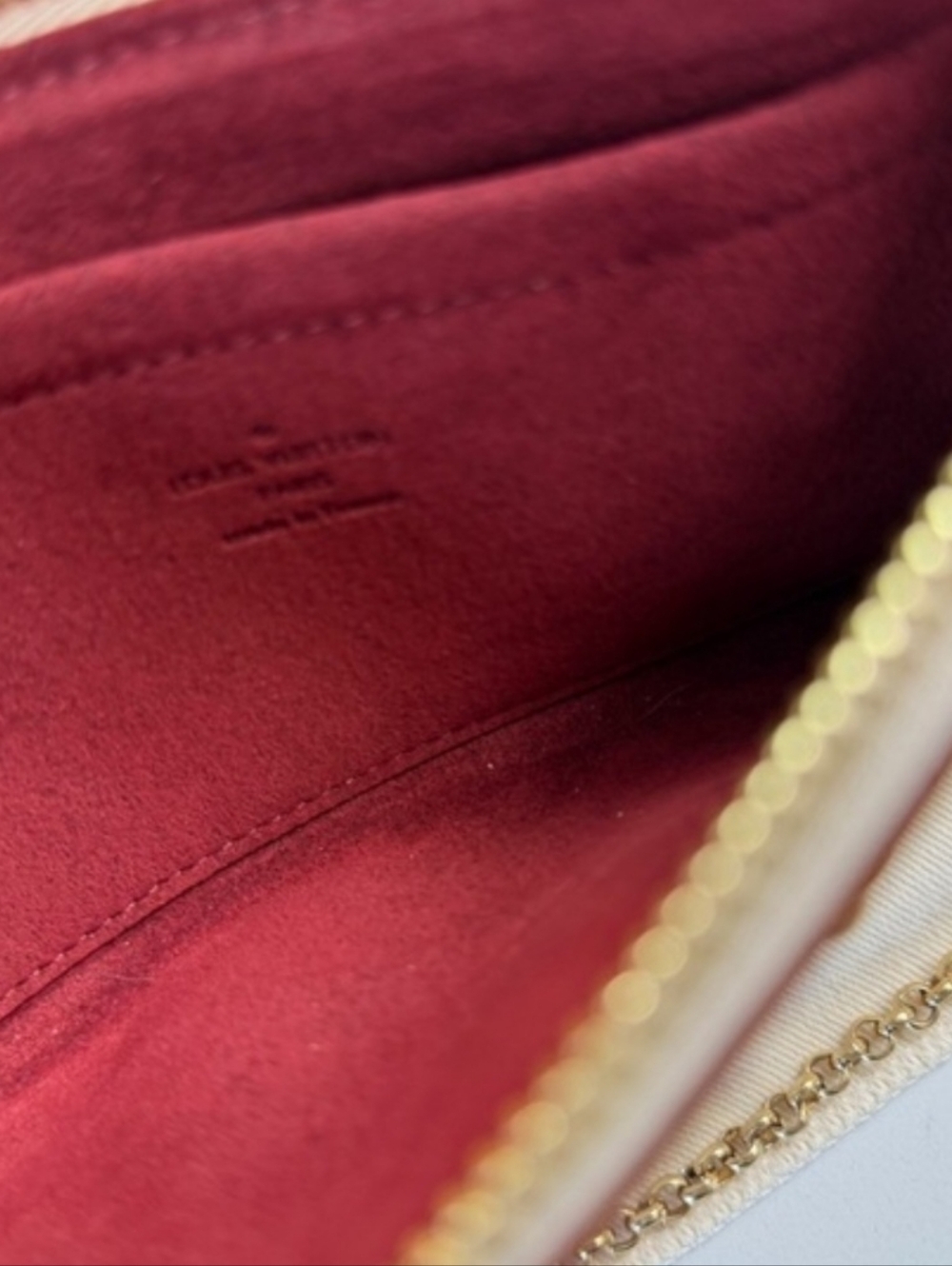 ✨️ Louis Vuitton x Takashi Murakami White Multicolor Monogram Milla Pochette MM✨ - Picture 5 of 7